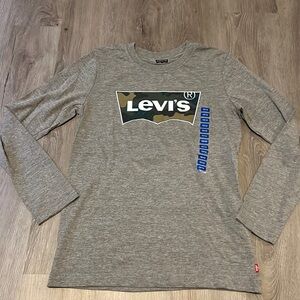 Levi’s long sleeve. Size 10-12
